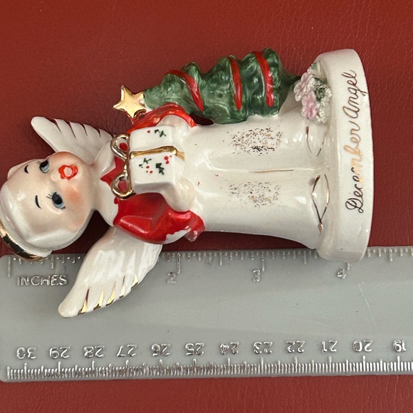 Vintage Napco December Angel. 1950’s porcelain angel figurine. Chipped halo. - Picture 7 of 9